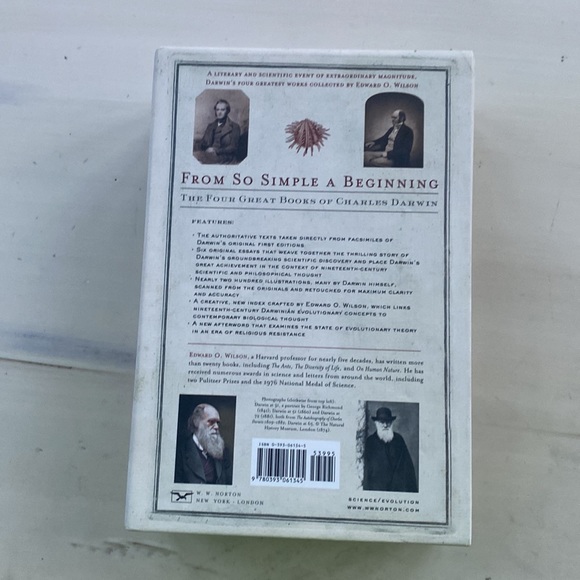 From So Simple A Beginning Charles Darwin BRAND NEW - Picture 5 of 5